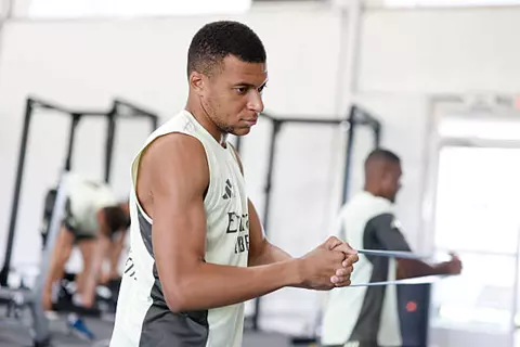 رغم عودته للتدريبات.. ريال مدريد يكشف ليلا كورة سبب غياب مبابي عن مباراة سالزبورج